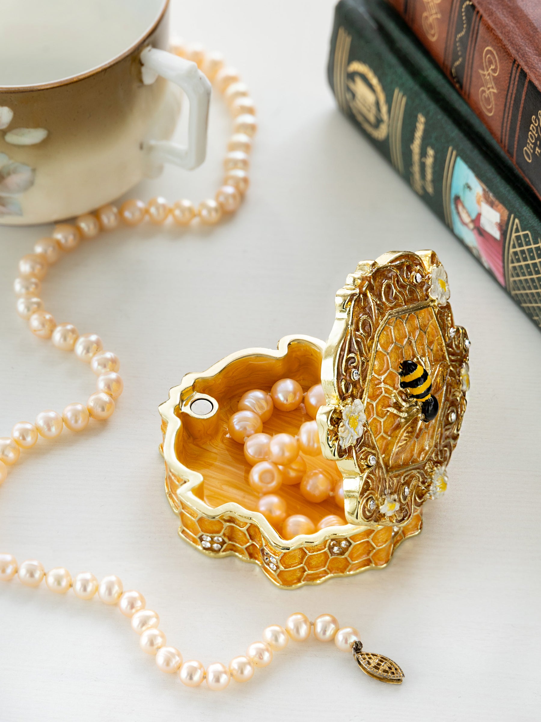 Trinket Box Honeycomb with a Bee Queen on top