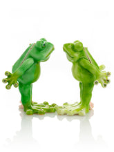 Keren Kopal Kissing Frogs trinket box