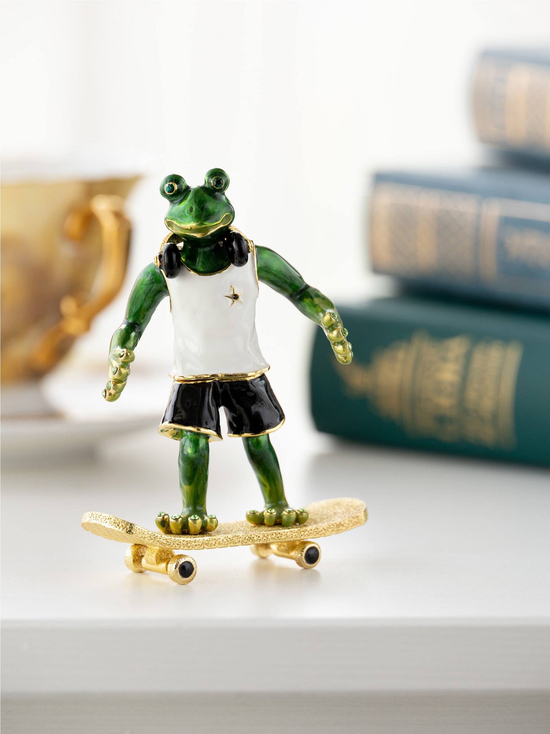 Skateboarding Frog