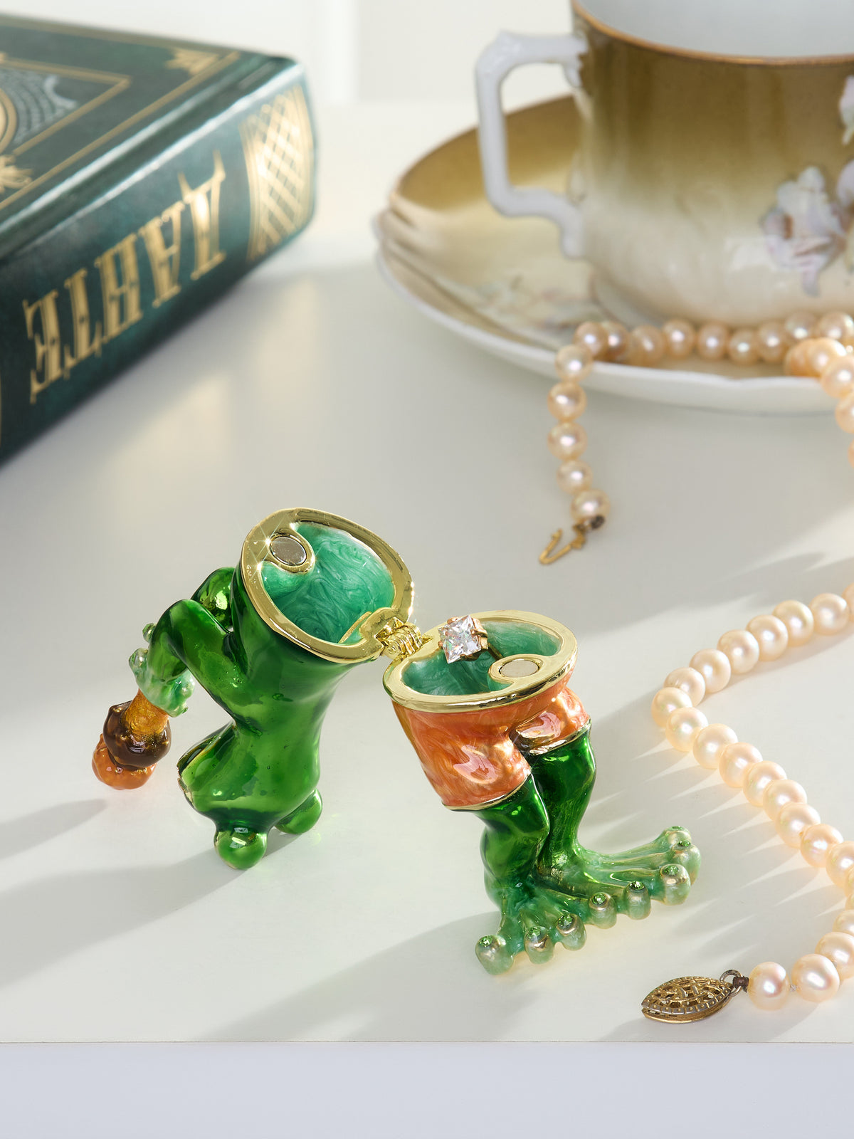 Keren Kopal Frog Eating Chocolate Ice Cream Cone Trinket Box