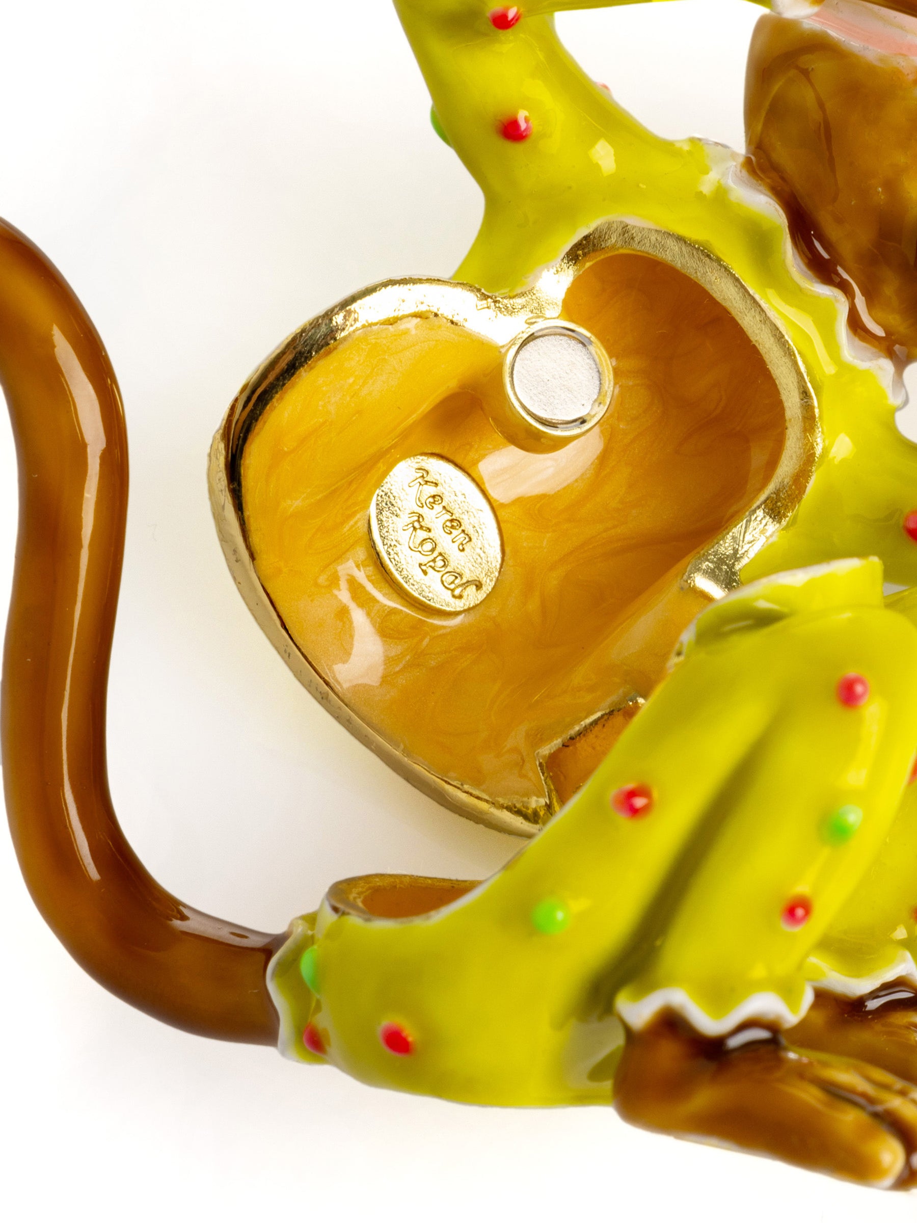 Keren Kopal Cute Monkey waiting for a Hug