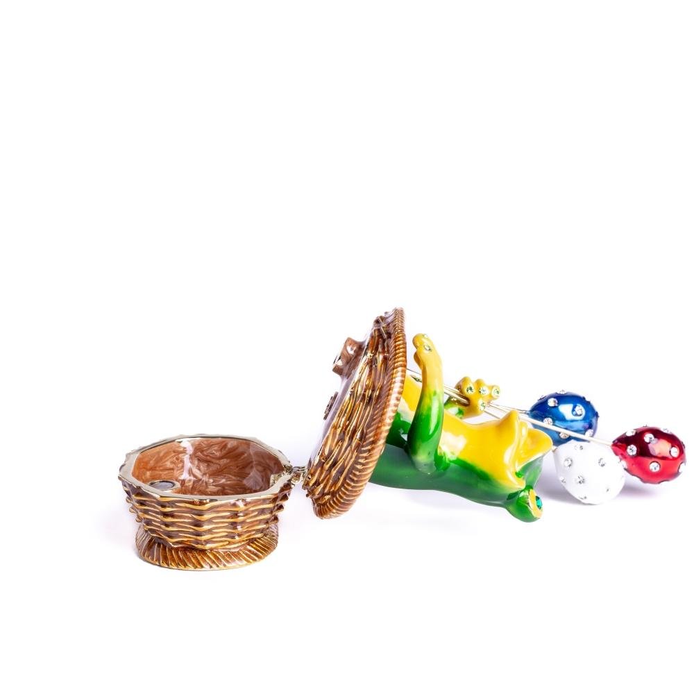 Keren Kopal Frog Sitting in a Basket Holding Balloons