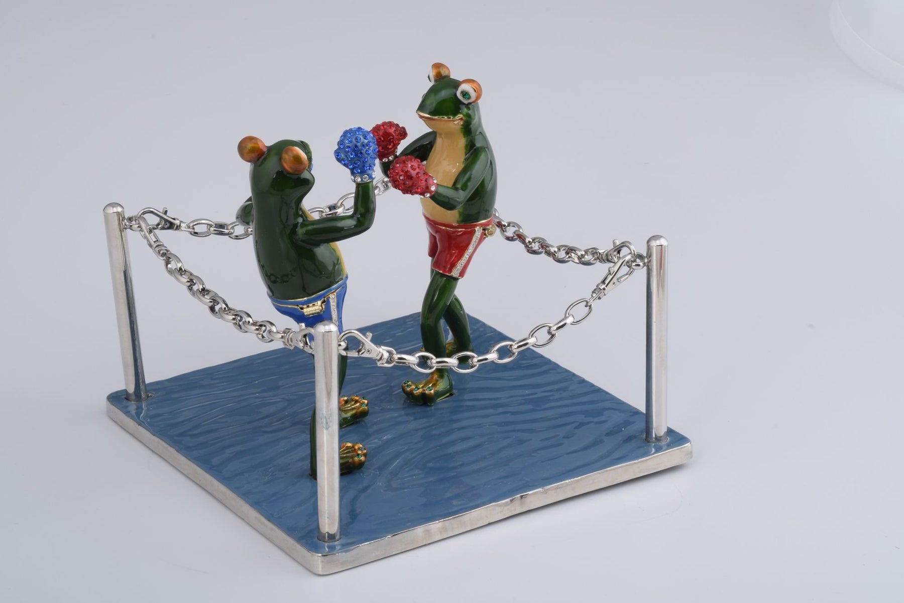 Keren Kopal Boxing Frogs