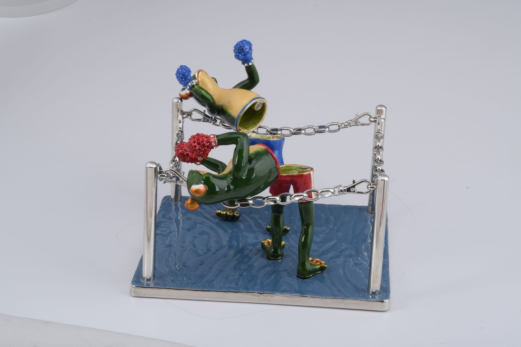 Keren Kopal Boxing Frogs