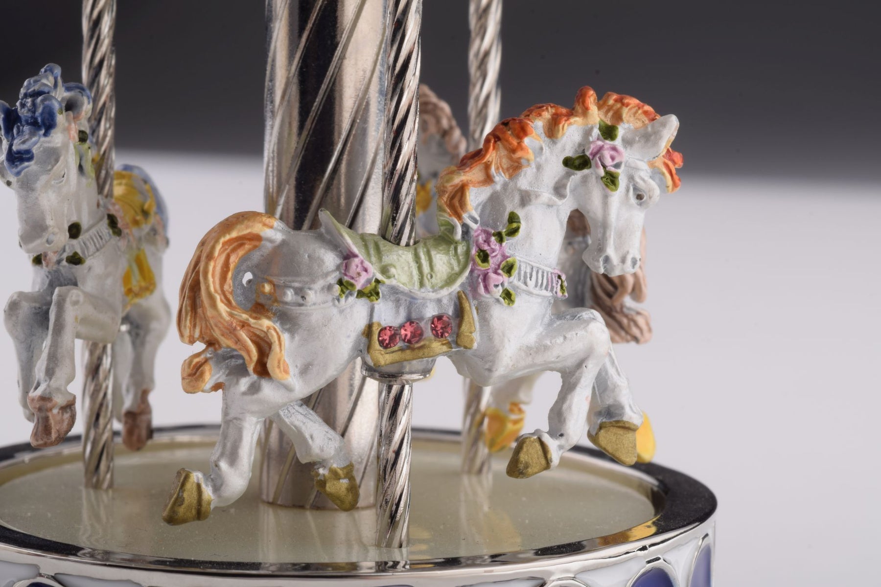 Keren Kopal Blue Wind up Musical Carousel