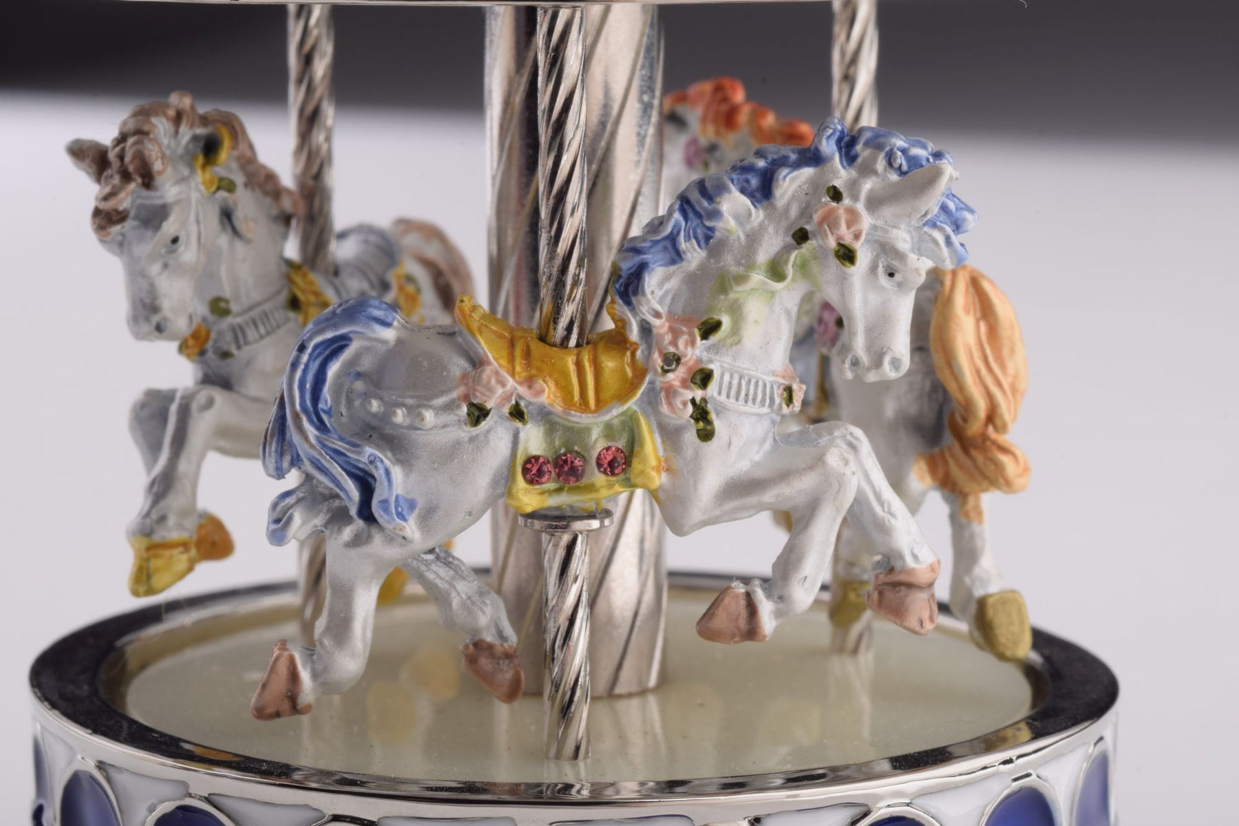 Keren Kopal Blue Wind up Musical Carousel