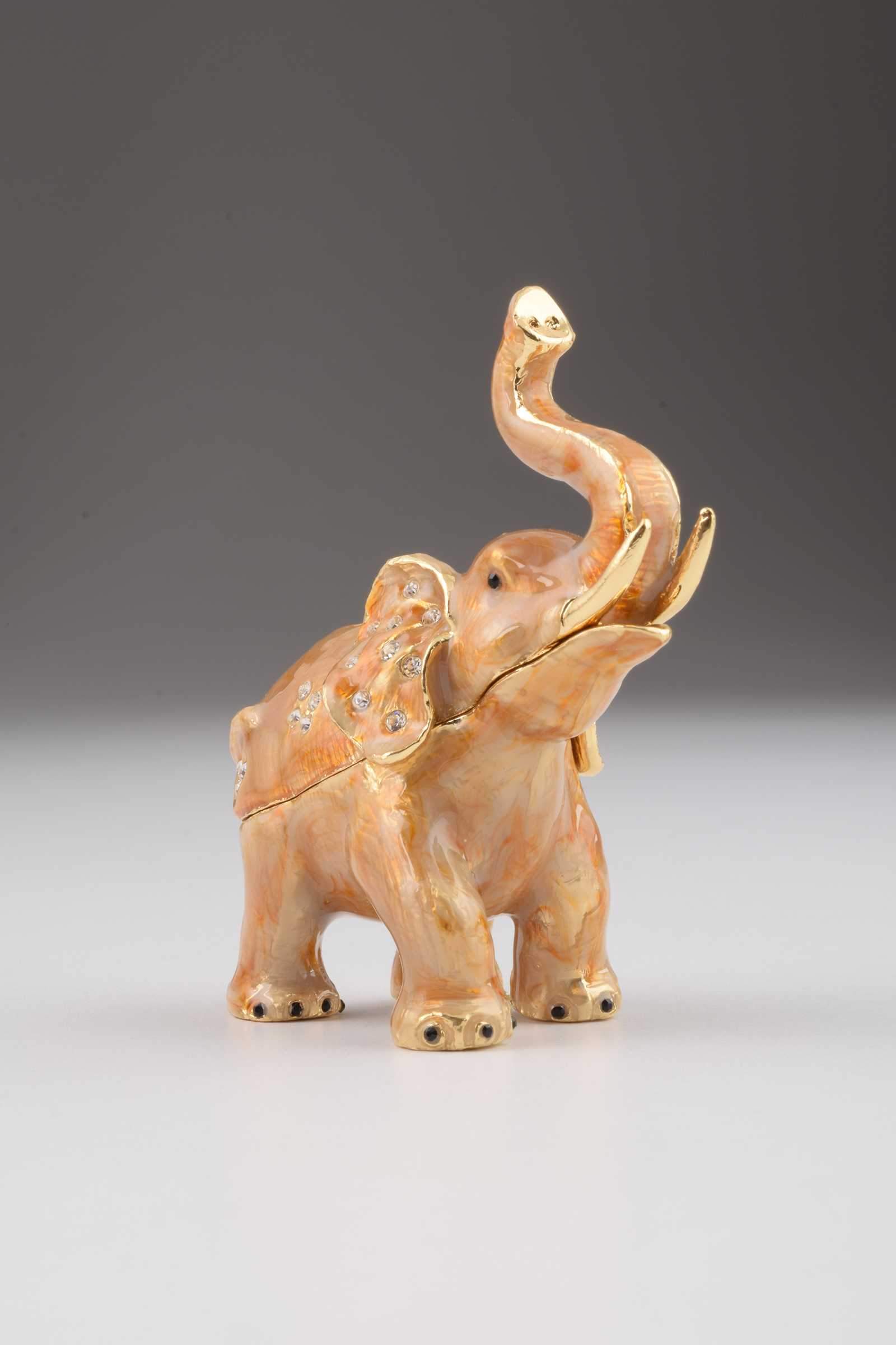 Keren Kopal Cheering Elephant