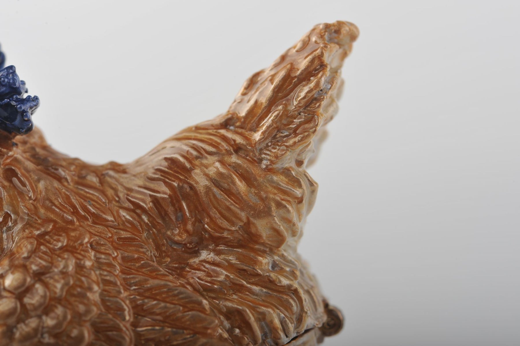 Keren Kopal Chicken with Head Cover