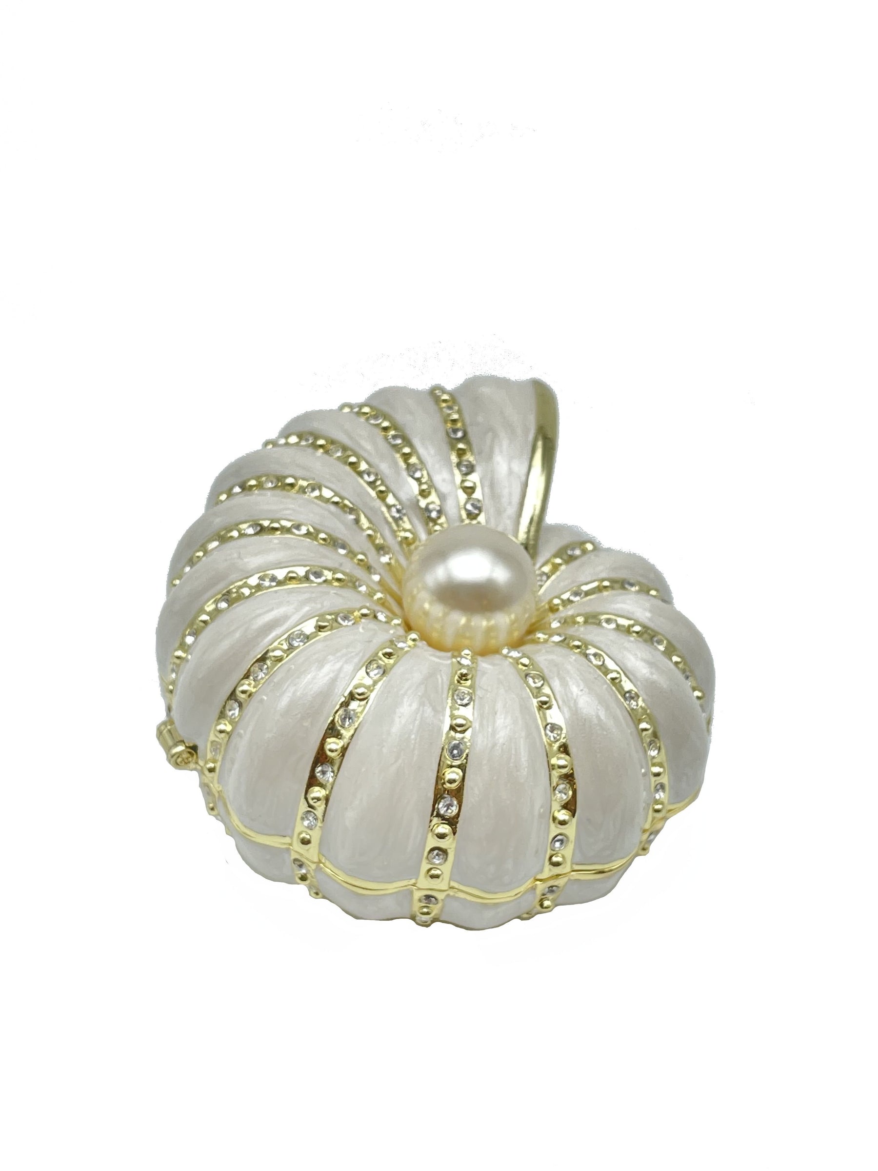 Keren Kopal Pearl and Gold Sea Shell