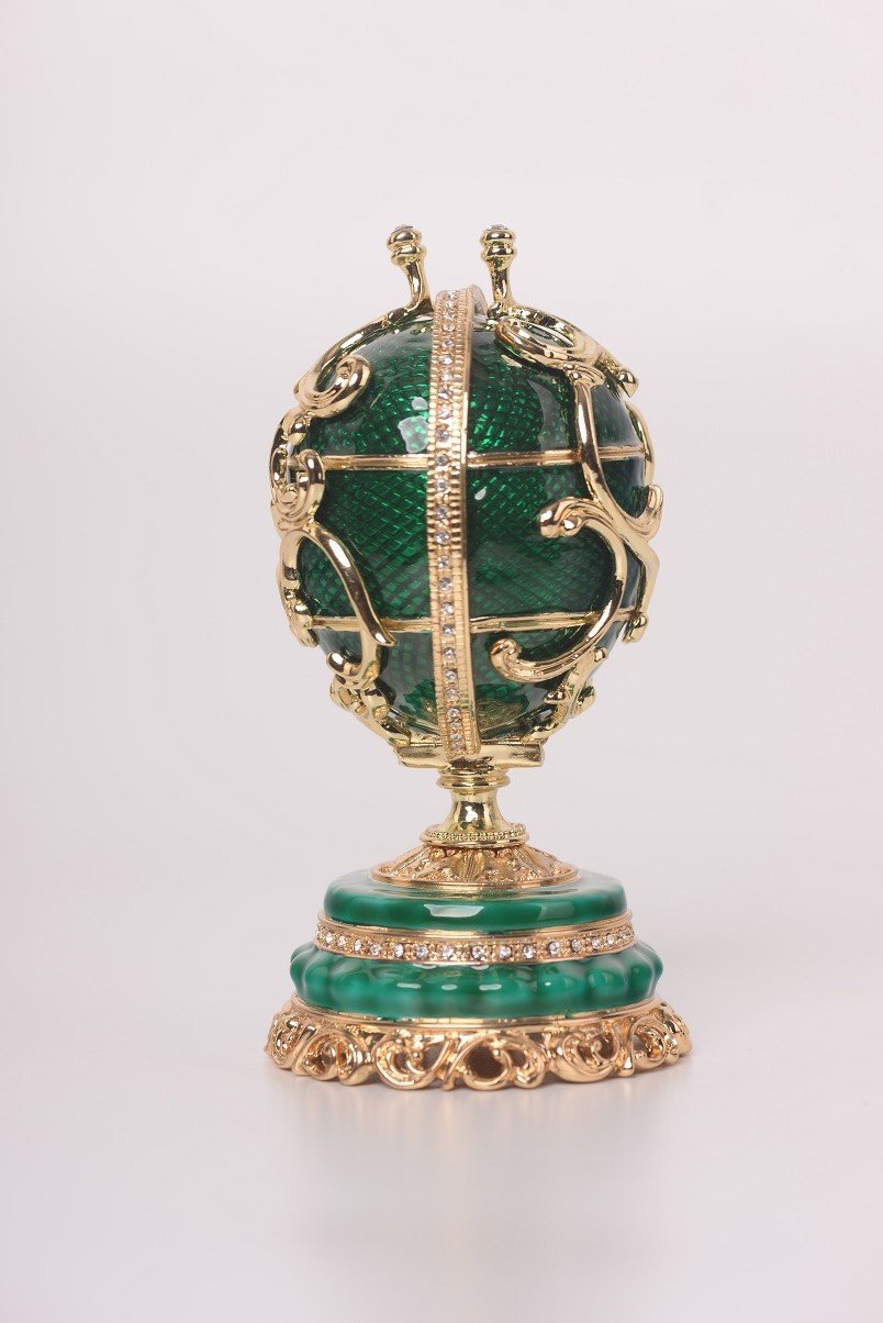 Keren Kopal Green Faberge Egg with a Removable Flower Bouquet  114.00