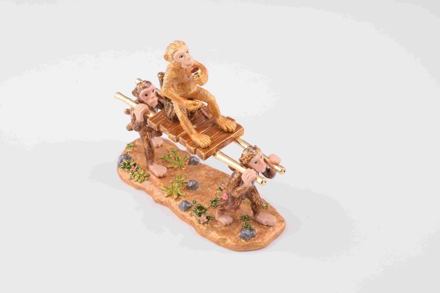 Keren Kopal Monkeys Carrying Monkey King  166.50