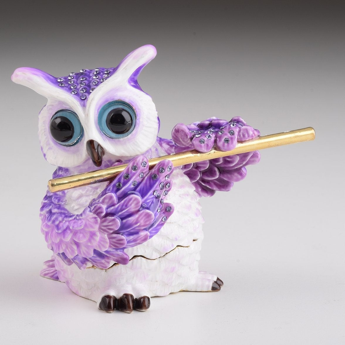 Purple-Owl-Playing-Flute-
