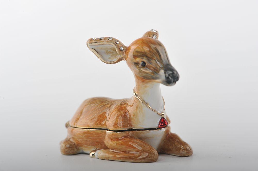 Keren Kopal Sitting Bambi