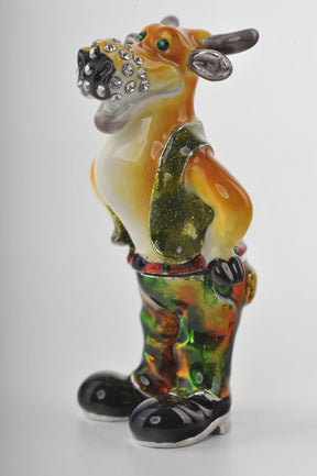 Standing Bull with Green Pants