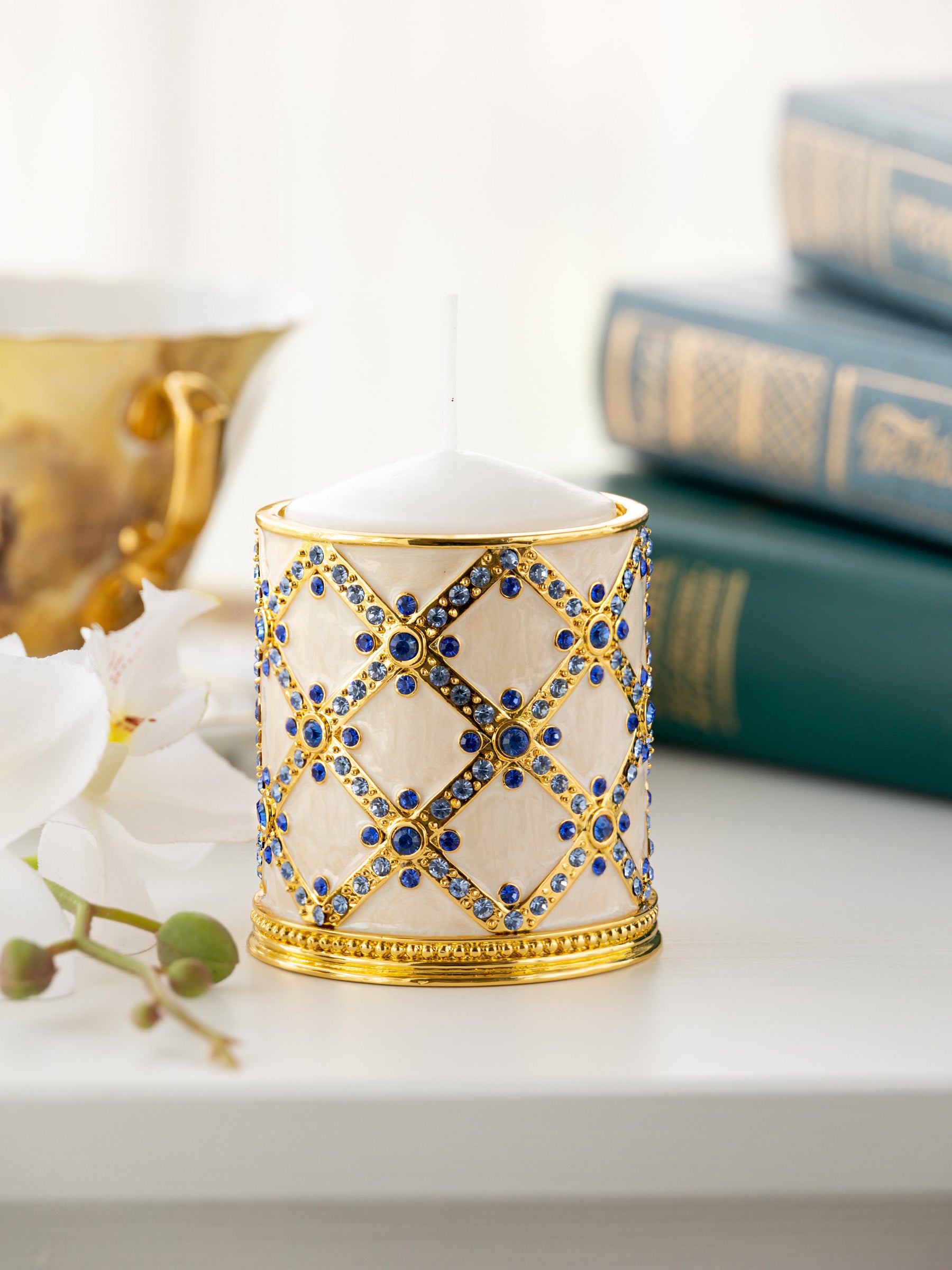 Golden Cream Decorated Candle Holder