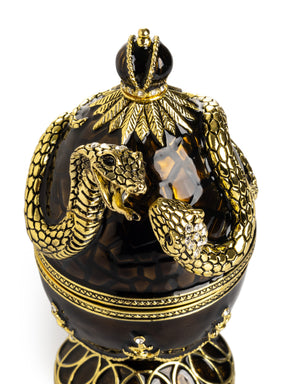 Schwarzes Fabergé-Ei mit Drachen