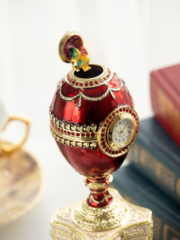 Œuf Fabergé Rouge avec une Perle et une Horloge