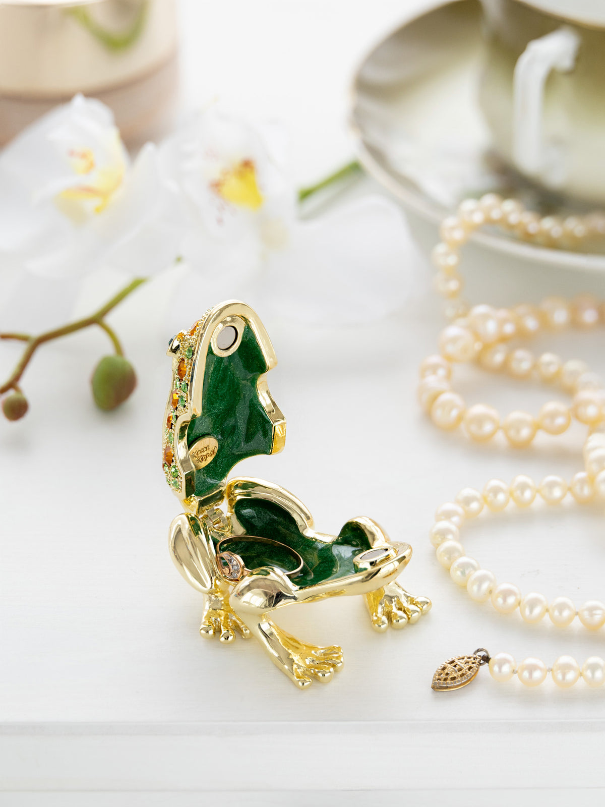 Gold & Green Frog