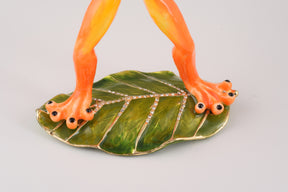 Keren Kopal Frog Playing a Saxophone