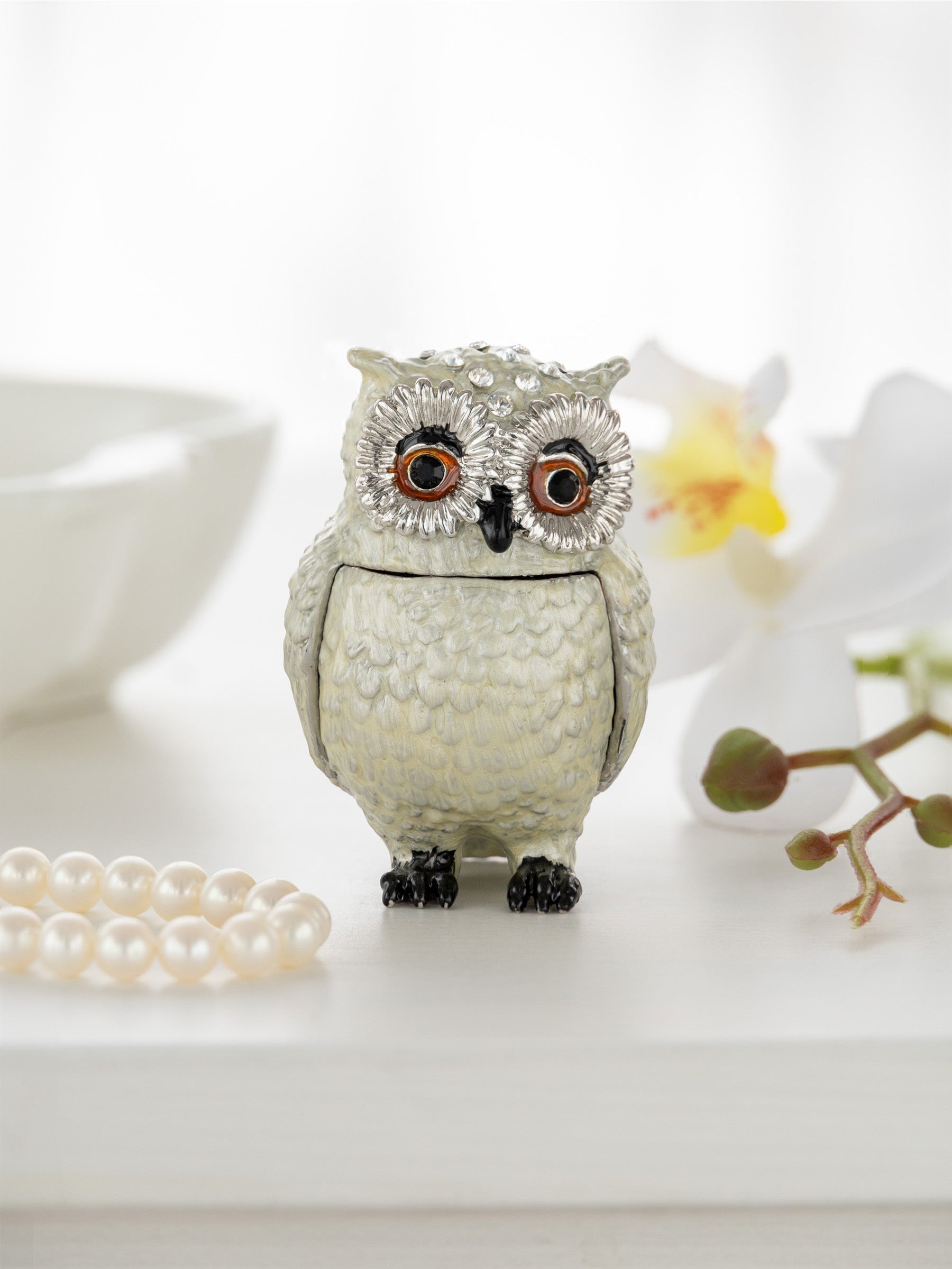 Keren Kopal Silver and White Owl