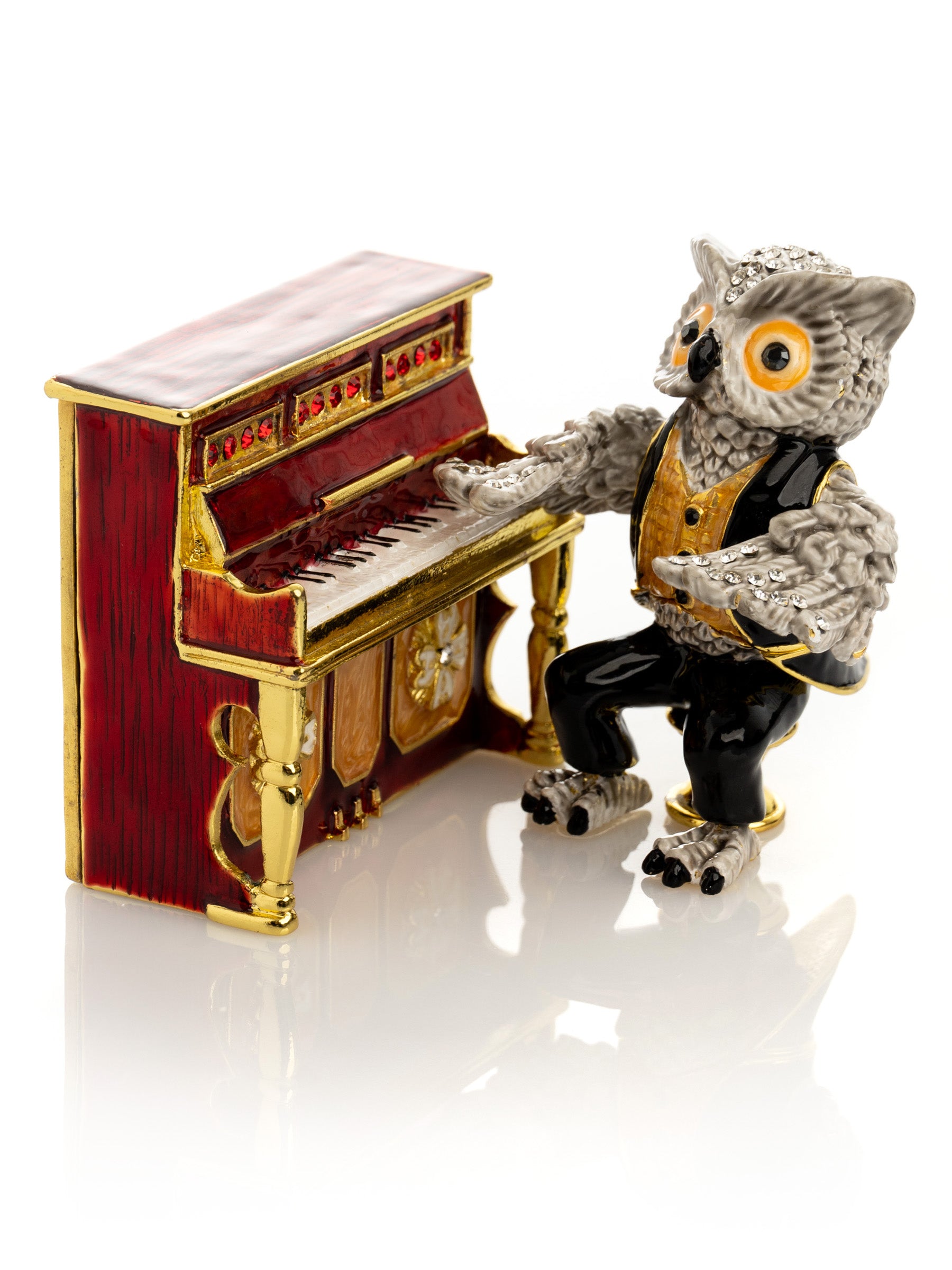 Owl Playing the Piano