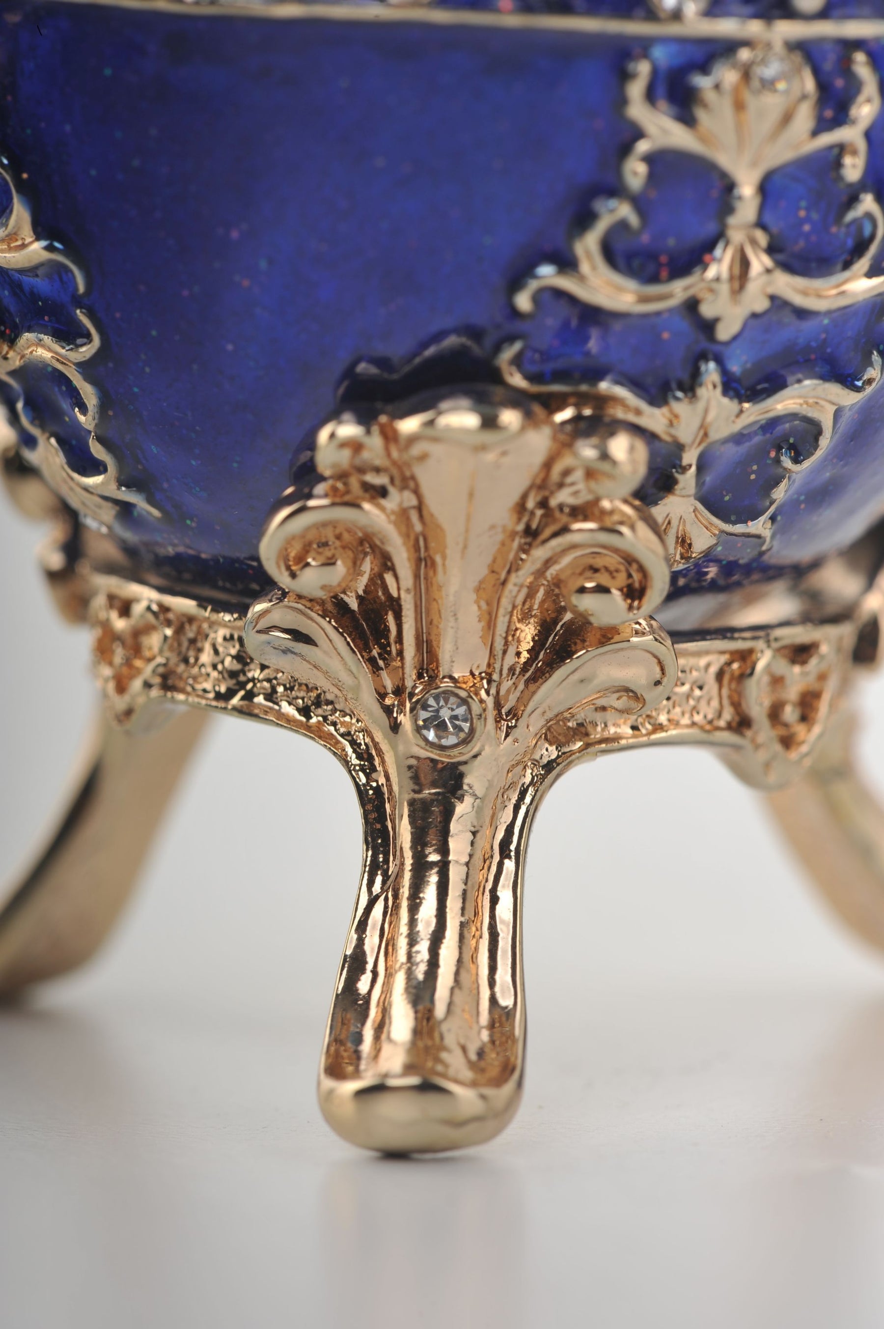 Keren Kopal Blue Faberge Egg Music Box  78.25