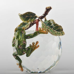 Keren Kopal Crystal Apple with a Green Frog on it  156.50