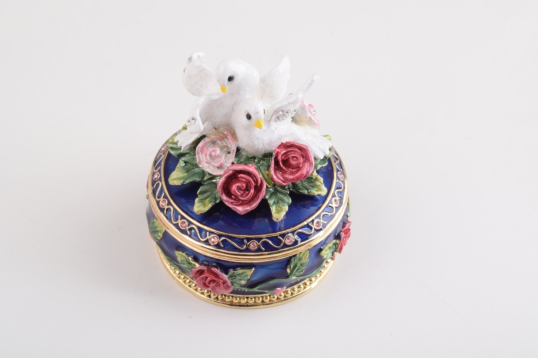 Blue Box with Roses Decorated with Two White Doves