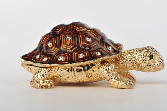 Keren Kopal Golden Brown Turtle  48.00