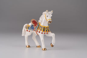 Keren Kopal Royal White Horse  81.50