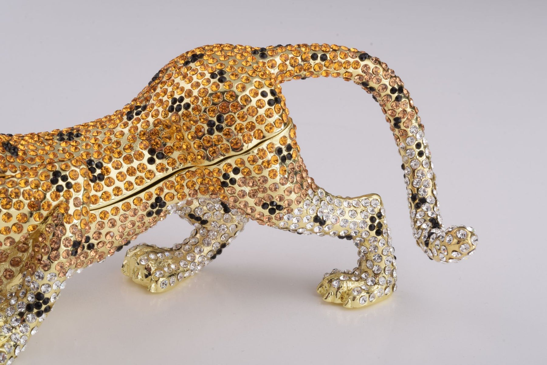 Brown Lioness, cheetah trinket box Keren Kopal