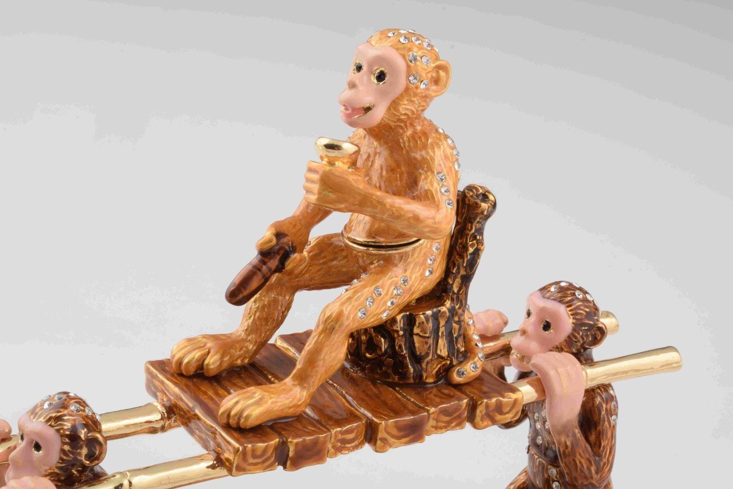 Monkeys Carrying Monkey King trinket box Keren Kopal