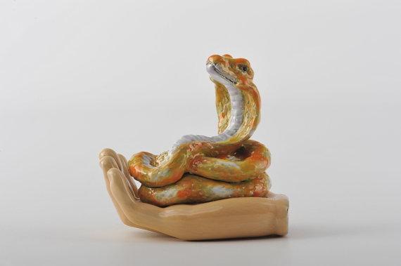 Keren Kopal Zodiac Snake Laying on Hand trinket box 60.25